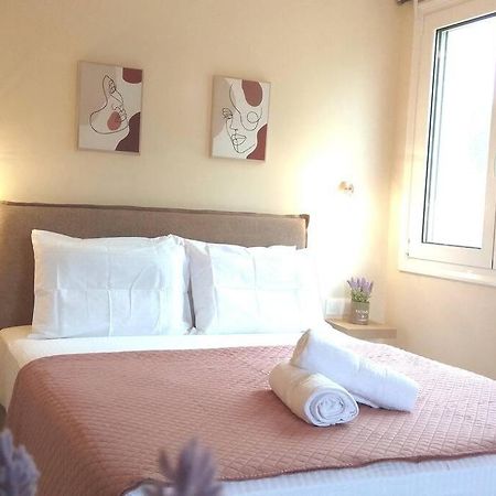 Elena Roza Apartment Mesongí Eksteriør billede